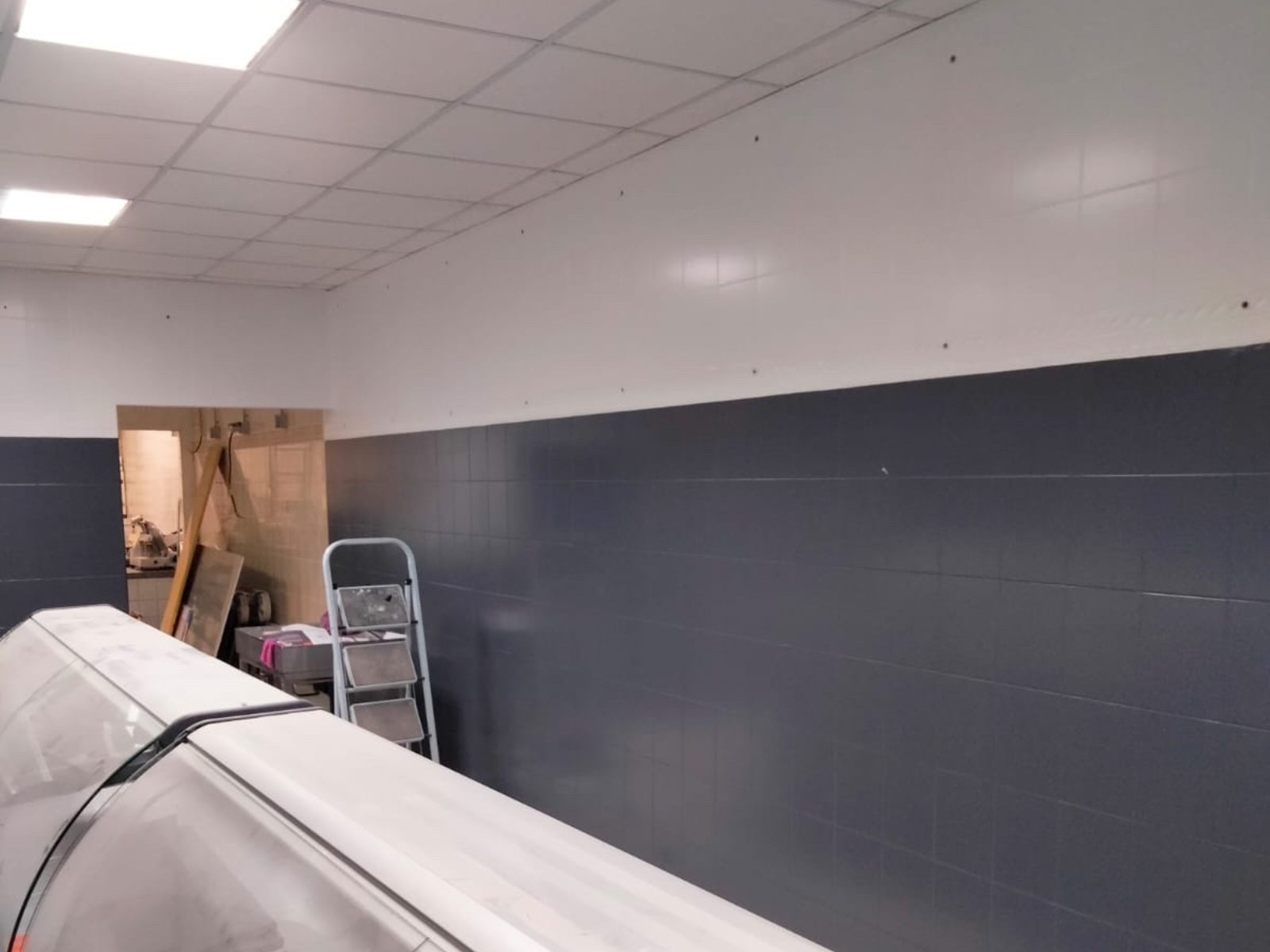 spécialiste dans les travaux de peinture intérieure et extérieure